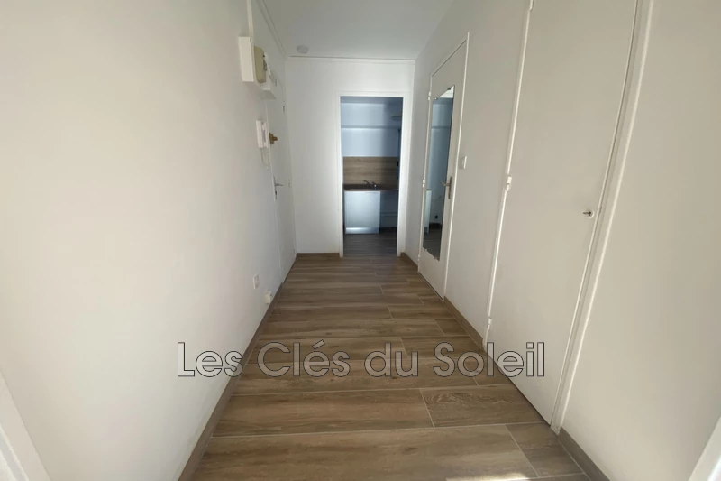 Location appartement Hyères  