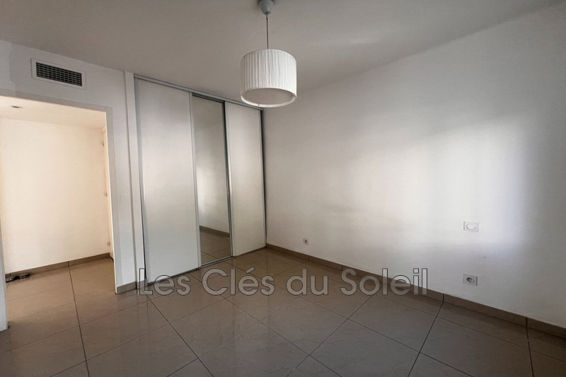 Photo n°3 - Location appartement Toulon 83100 - 945 €