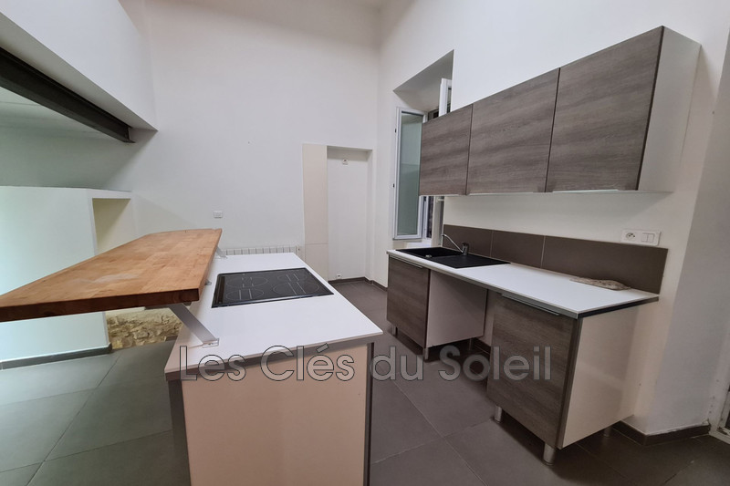 appartement  2 pièces  Ollioules   43 m² -   