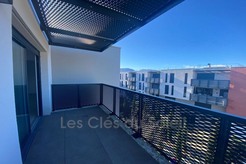 appartement  3 pièces  Brignoles   64 m² -   