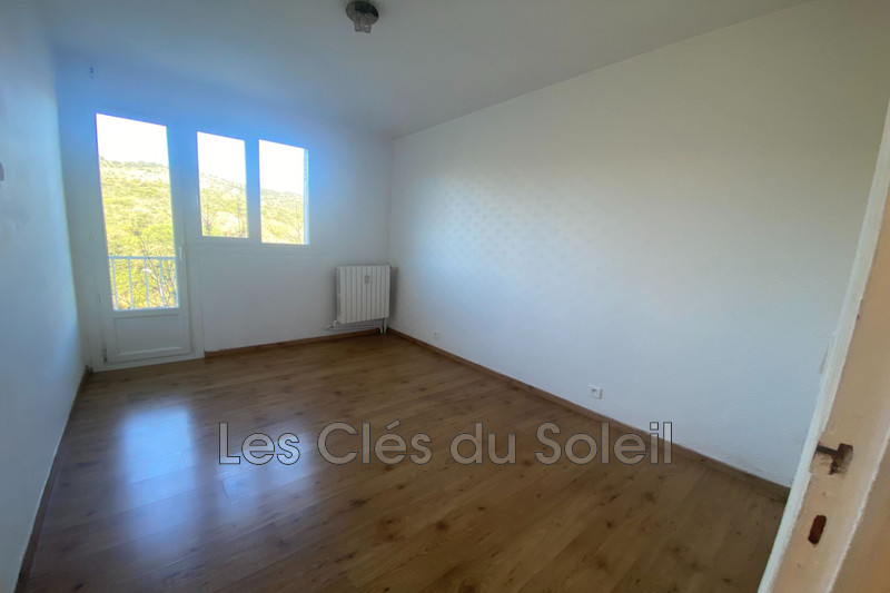 Photo n°4 - Location appartement Hyères 83400 - 860 €