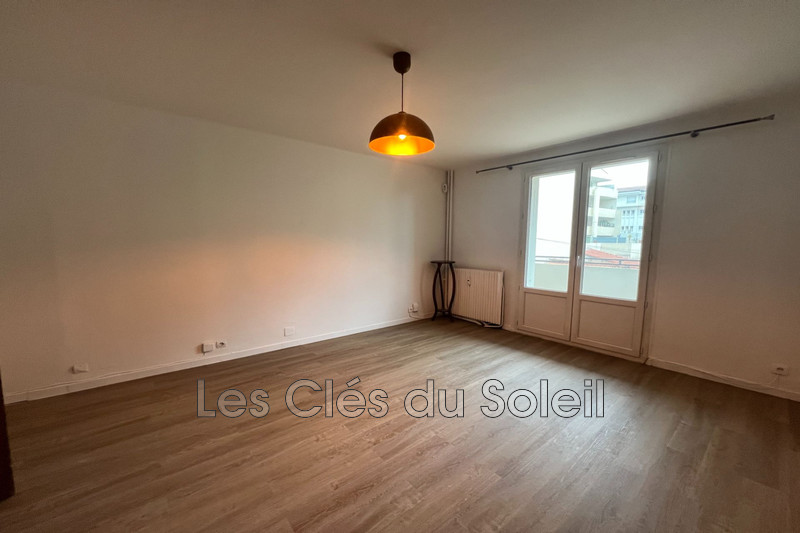 Photo n°2 - Location appartement Toulon 83100 - 950 €