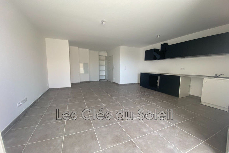 Photo n°2 - Location appartement Brignoles 83170 - 837 €