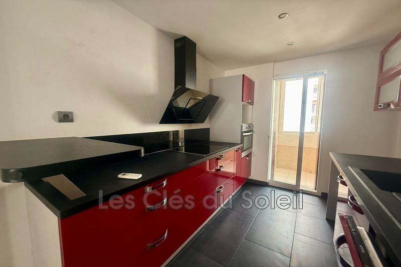 appartement  2 pièces  Toulon   54 m² -   