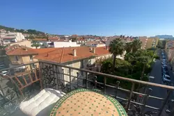 Photos  Appartement à louer Hyères 83400