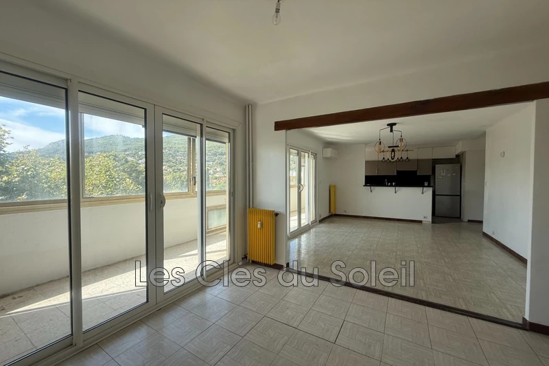 Photo n°1 - Location appartement Toulon 83100 - 995 €