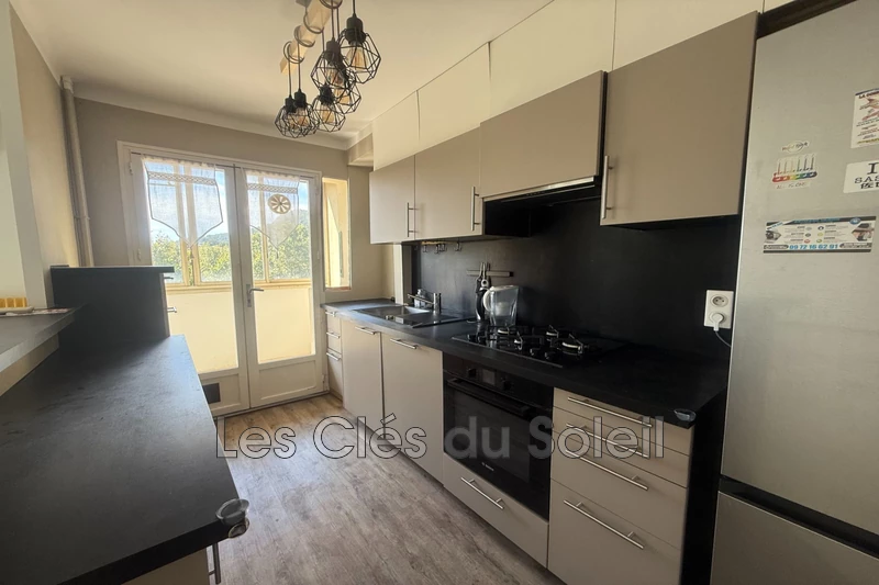 Photo n°2 - Location appartement Toulon 83100 - 995 €