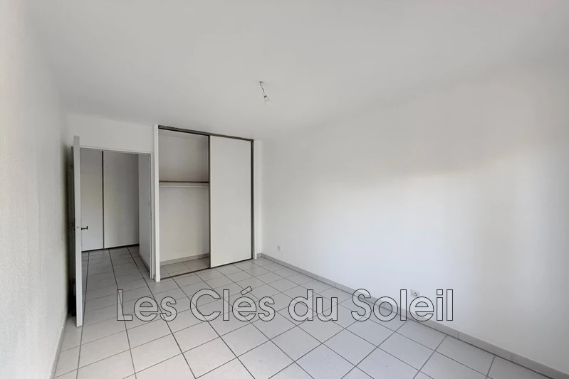 Location appartement Carqueiranne  