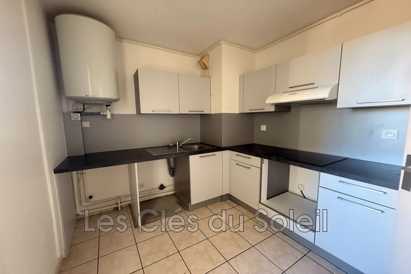 Photo n°3 - Location appartement Toulon 83000 - 667 €