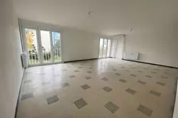 Location appartement Hyères  