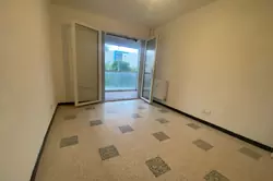 Location appartement Hyères  