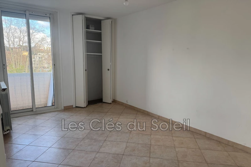 Location appartement Toulon  