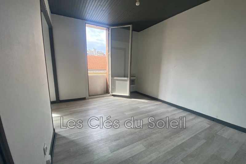 appartement  studio  Toulon   20&nbsp;m&sup2; -   