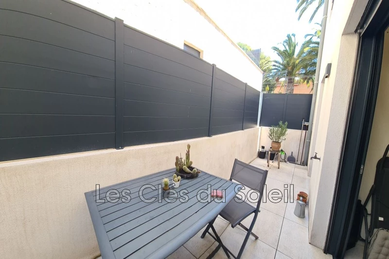 appartement  2 pièces  Bandol Plage   43&nbsp;m&sup2; -   
