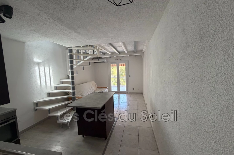 appartement  studio  Bandol   23&nbsp;m&sup2; -   