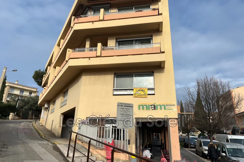 Professionnel murs local professionnel Bandol  