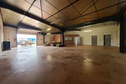 Professionnel local professionnel Cuers  