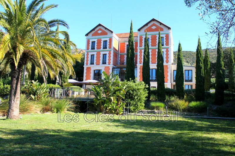 Photo n°2 - Vente maison de maître Le Lavandou 83980 - 3 312 000 €