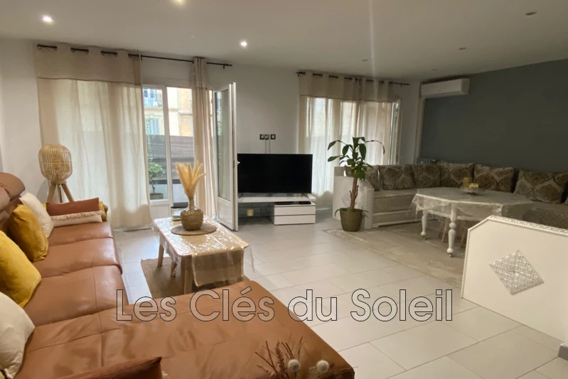 appartement  4 pièces  Toulon Champs de mars  69 m² -   
