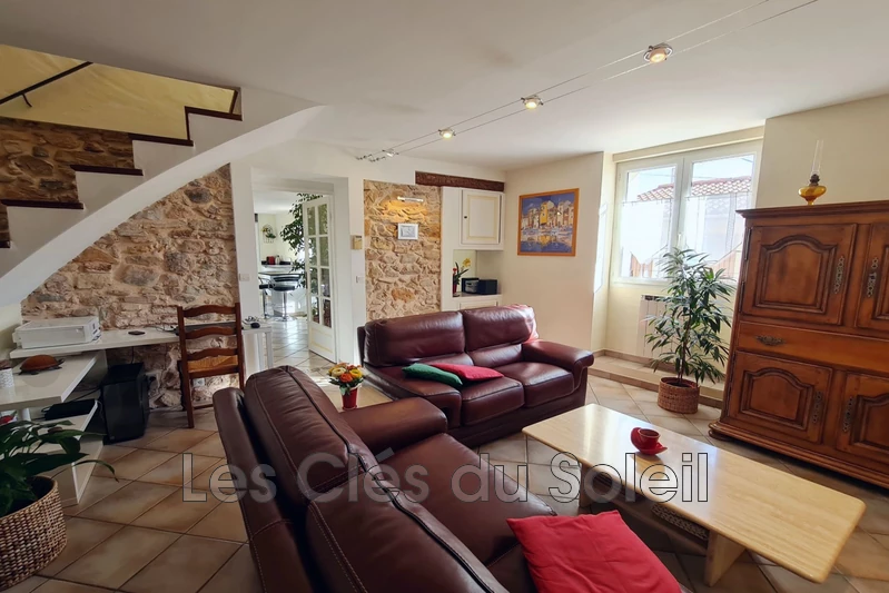 maison  5 pièces  Cuers   110 m² -   