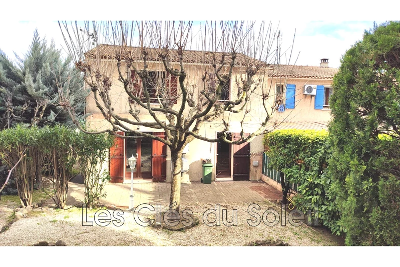 maison  4 pièces  Brignoles   91 m² -   