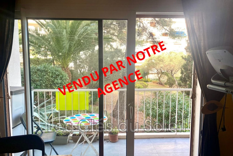 appartement  2 pièces  Toulon Serinette  49 m² -   