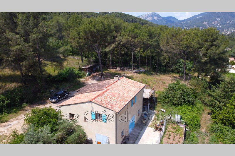 maison  4 pièces  Le Revest-les-Eaux Le revest les eaux  110 m² -   