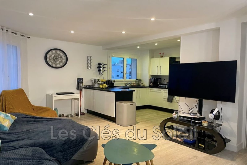 appartement  4 pièces  Toulon Pont du las  70 m² -   
