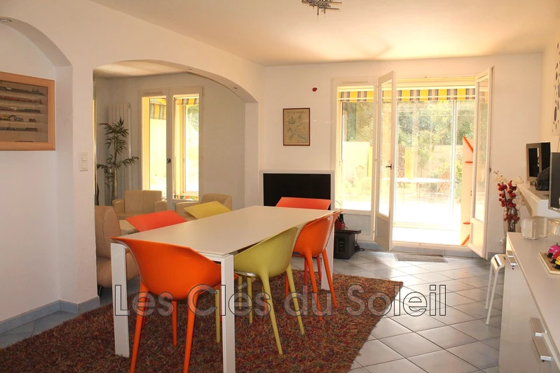 appartement  4 pièces  Hyères Mont des oiseaux  80 m² -   