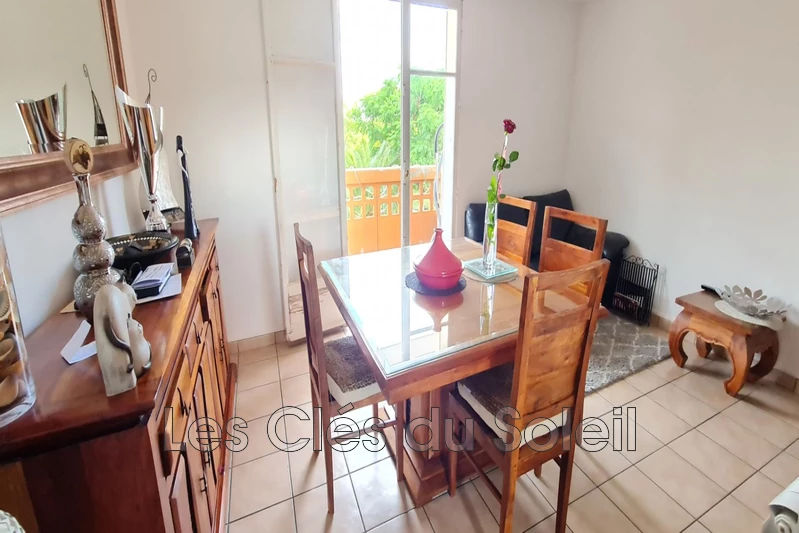 appartement  3 pièces  Toulon   58 m² -   