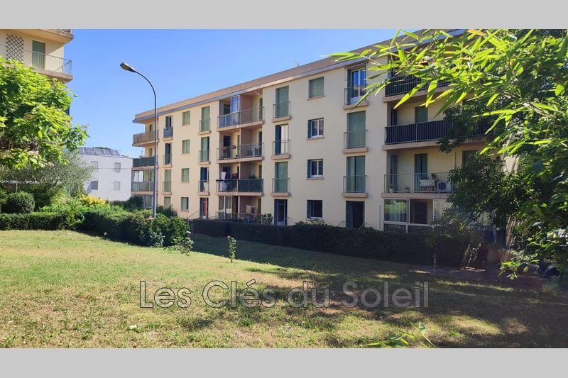 appartement  4 pièces  Brignoles   75&nbsp;m&sup2; -   