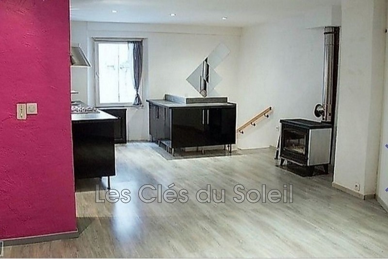 maison  3 pièces  Belgentier   72 m² -   