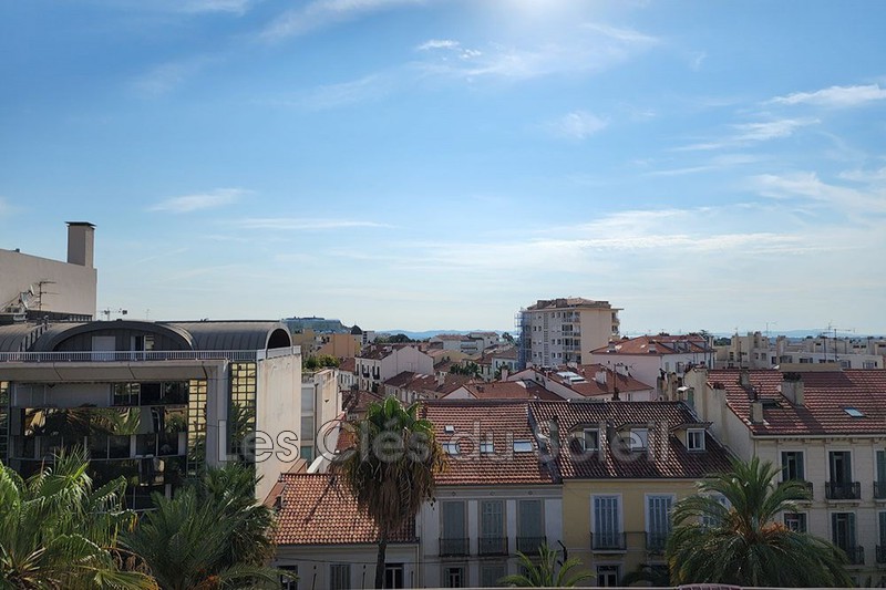 appartement  2 pièces  Hyères Centre-ville  64 m² -   