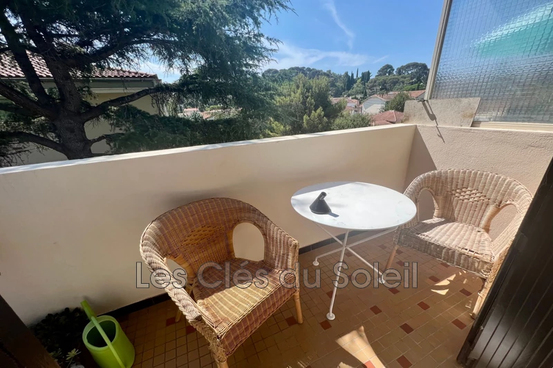 appartement  2 pièces  Toulon Serinette  50&nbsp;m&sup2; -   