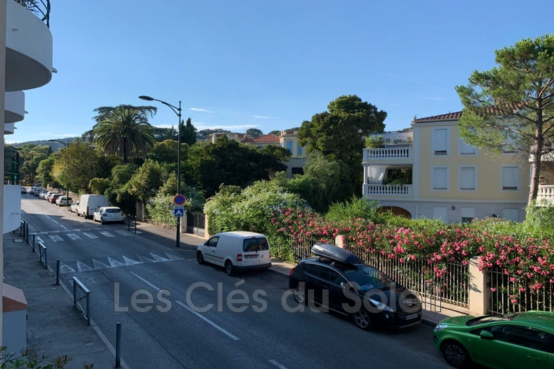 appartement  2 pièces  Hyères   62 m² -   