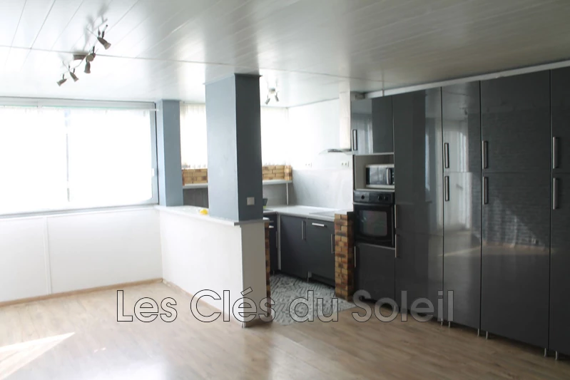 appartement  2 pièces  La Valette-du-Var La coupiane  67 m² -   
