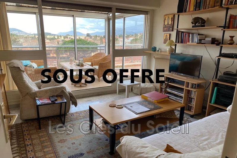 appartement  2 pièces  Hyères Centre ville  43 m² -   