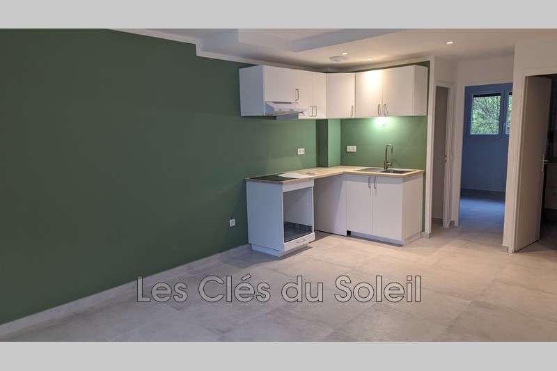 appartement  3 pièces  Toulon   56 m² -   