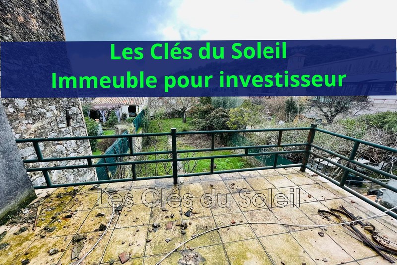 maison  12 pièces  Flassans-sur-Issole   368 m² -   