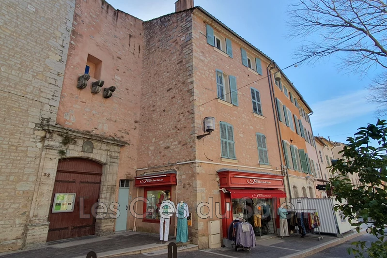 maison  9 pièces  La Valette-du-Var Centre-ville  242 m² -   