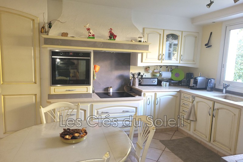 Photo n°3 - Vente Maison villa La Valette-du-Var 83160 - 655 000 €