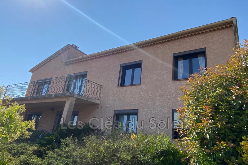 maison  4 pièces  La Garde Patinoire  200 m² -   
