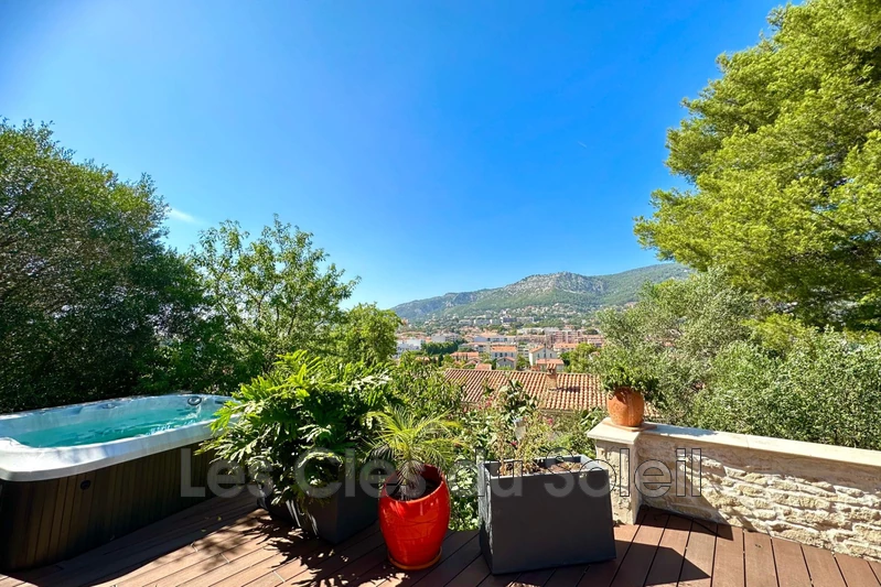 maison  4 pièces  Toulon La barre  100 m² -   