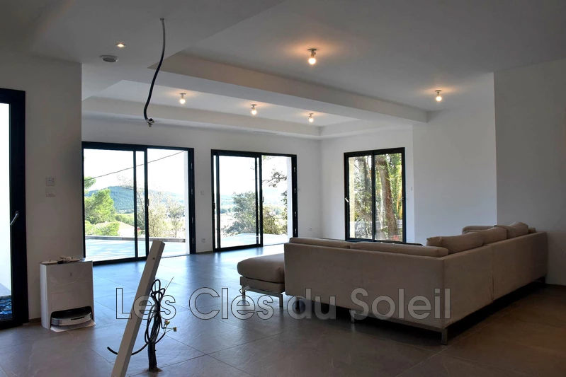 maison  4 pièces  Cuers Pas redon  124 m² -   