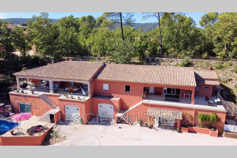 maison  12 pièces  Néoules   400 m² -   