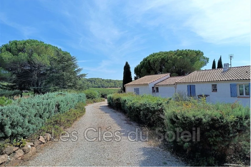 maison  6 pièces  Cuers   122 m² -   