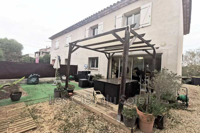 maison  4 pièces  Brignoles   90&nbsp;m&sup2; -   