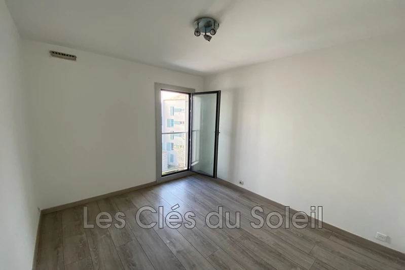 appartement  2 pièces  Hyères Centre ville  46 m² -   
