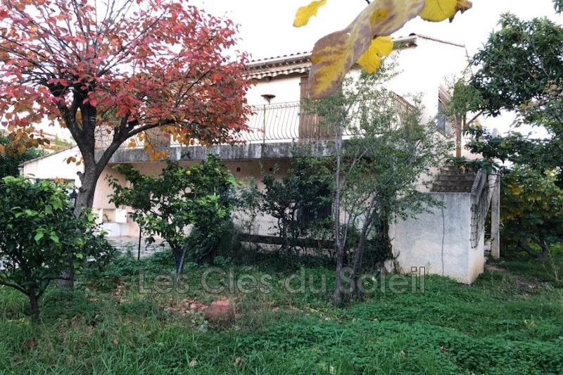maison  7 pièces  Hyères Hyeres  188 m² -   