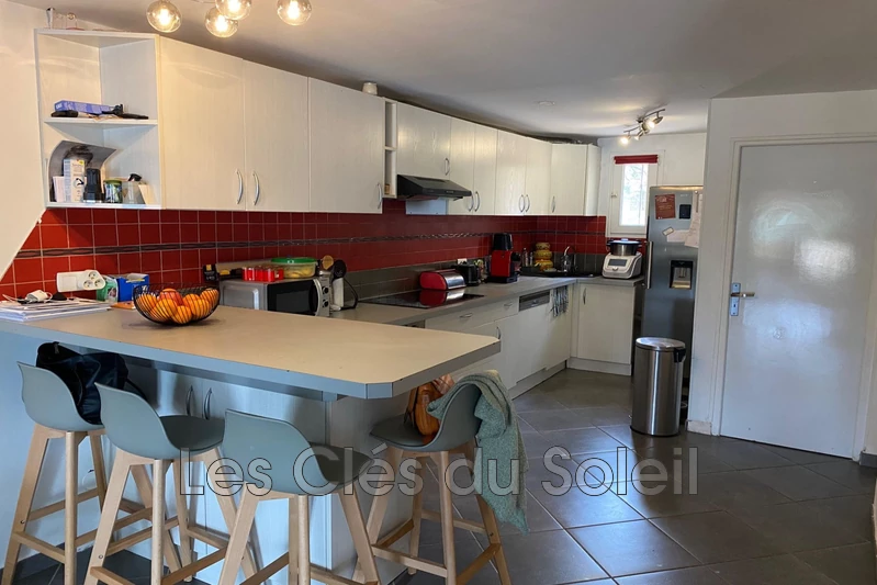 maison  4 pièces  Hyères Campagne  108 m² -   